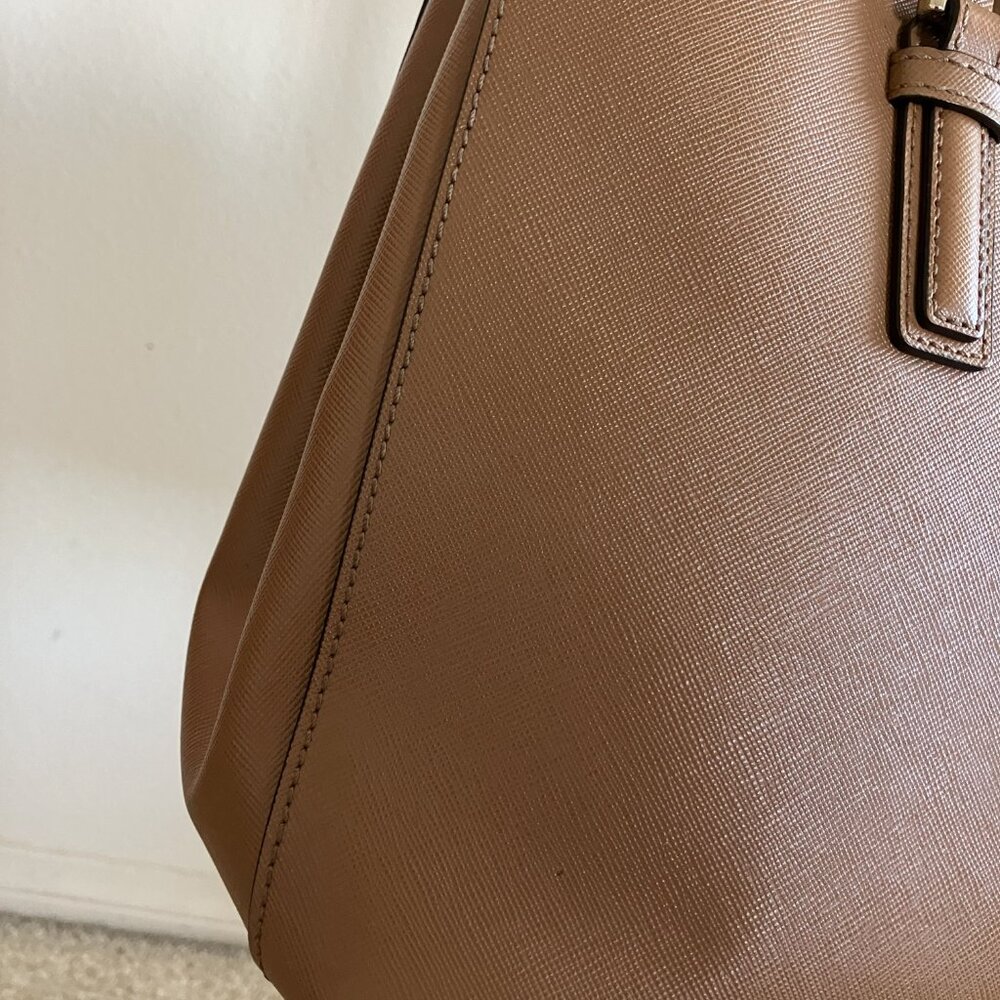 Tory Burch Double Zipper Beige/Tan Leather Tote Bag Top Handle & Strap - Picture 13 of 15